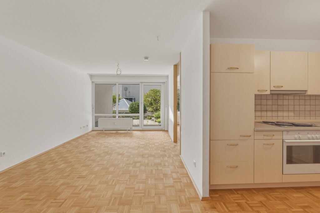Betreutes Wohnen in Leonberg: barrierefreie 2-Zimmer-Wohnung mit Terrasse nach Südwest