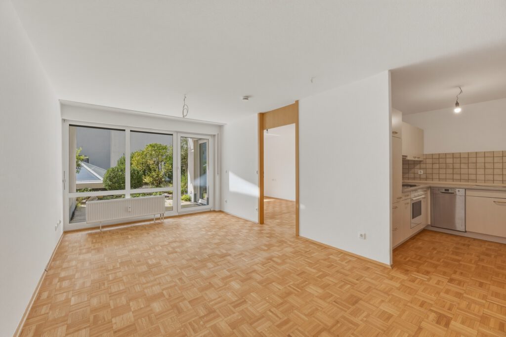Betreutes Wohnen in Leonberg: barrierefreie 2-Zimmer-Wohnung mit Terrasse nach Südwest