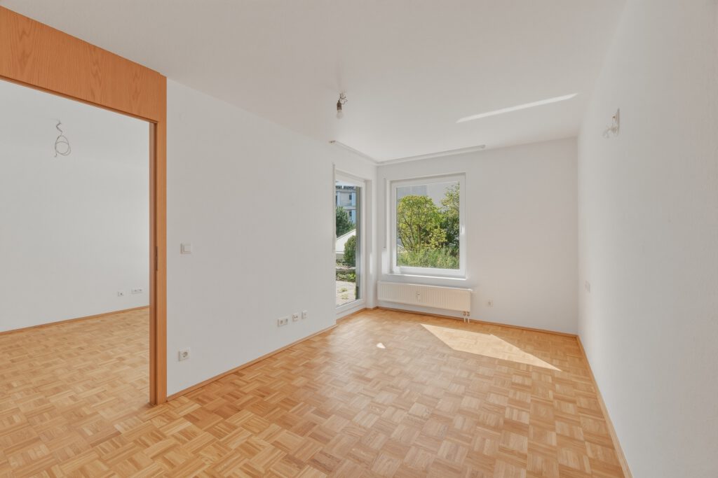 Betreutes Wohnen in Leonberg: barrierefreie 2-Zimmer-Wohnung mit Terrasse nach Südwest